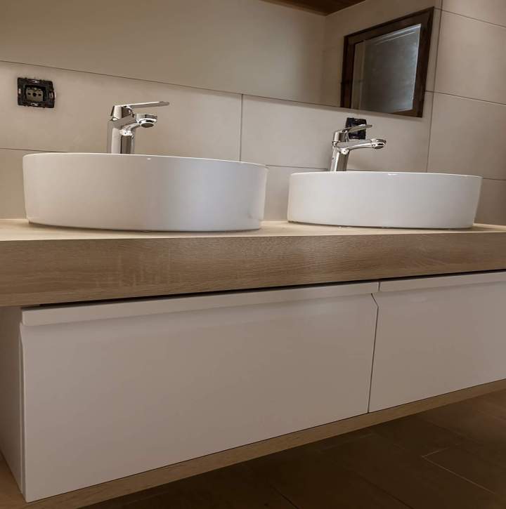 Mobilier sanitaire Saint-Maximin